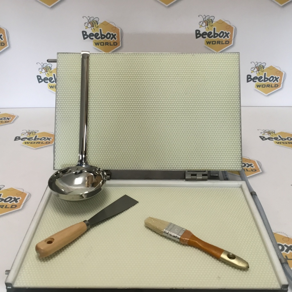 Gaufrier à main GRAZE (Format dadant 420 X 270)