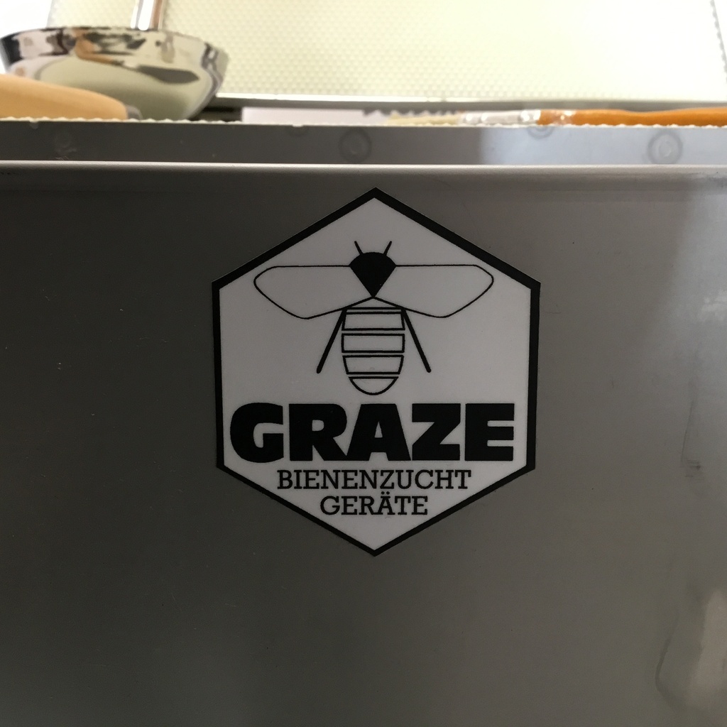 Gaufrier à main GRAZE (Format dadant 420 X 270)