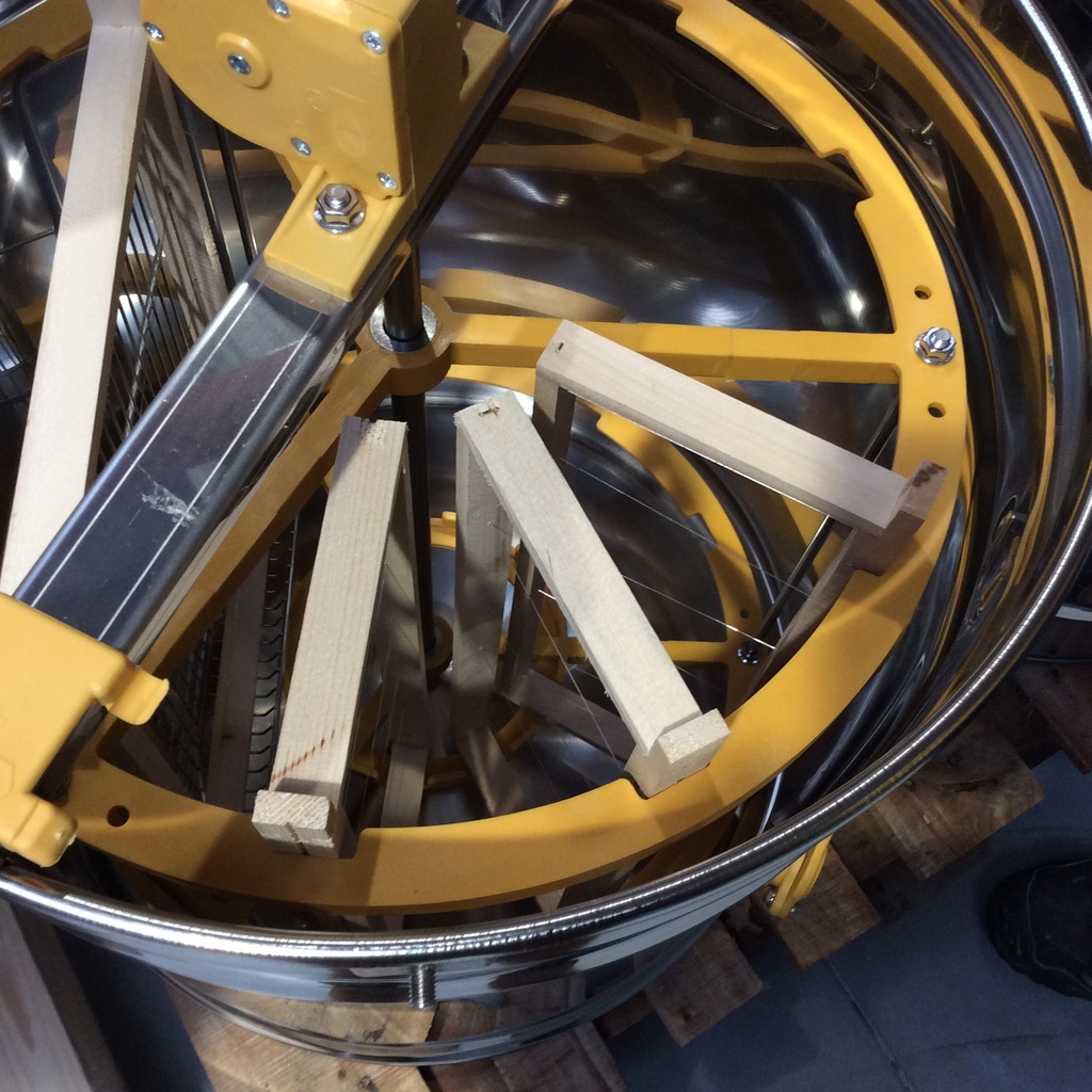 Extracteur RADIAIRE Quarti DB 9/3 D-525 Avec cadres placés en radiaire