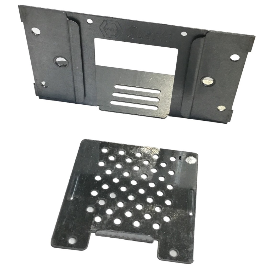 Porte en acier galvanisé pour ruchette en polystyrène Quarti